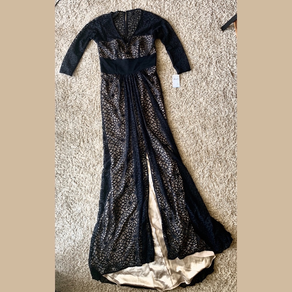 Mermaid black lace dress with train